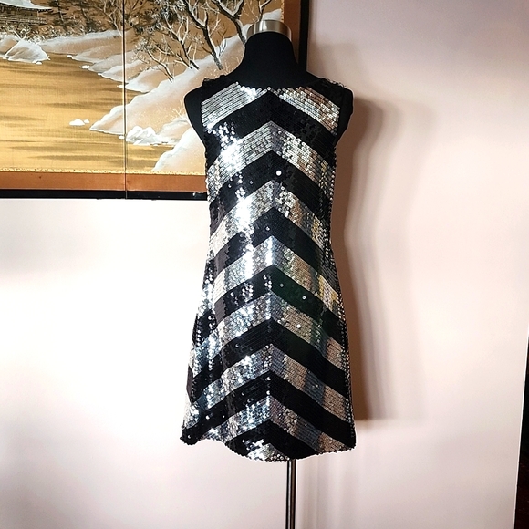 International Concepts sequin dress - Picture 2 of 3